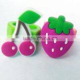 2015 New Hot Sale Ring Custom Cheap Silicone PVC Gift thumbnail-1