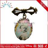 Crochet Latest Brooch Design