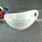 Pure White Unique Shape Ceramic Salad Bowl With Handle thumbnail-2