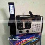 Mini Portable AM FM Radio With Dynamo Crank Power Torch thumbnail-2