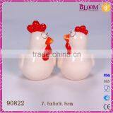 White Ceramic Salt and Pepper Shaker Set thumbnail-1