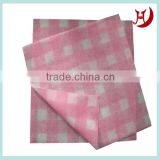 Printing Plain Red Square Spunlace Nonwoven Fabric thumbnail-1