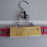 Plastic Hanger thumbnail-1