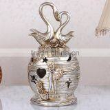 Resin Romantic Swan Figurines Gifts for Newly Married Couple thumbnail-2