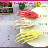 Promotion Hair Clip Skeleton Hair Clip Hand Bone Hair Clip thumbnail-2