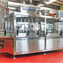 Линия упаковки 2 в 1. Машина для асептического наполнения и укупоривания 5-литровых лакокрасочных банок из латуни thumbnail-1