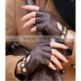 Fashion Gloves thumbnail-1