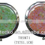 Fashion Design Round Foldable Matel Material Pocket Compact Mirror thumbnail-1