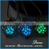 Wholesale High Quality Jewerly Hollow Pendant Glowing in the Dark thumbnail-5