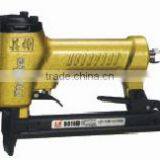 Manual Power Gas Staple Gun thumbnail-1