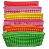 2016 Many Different Shapes Soft Silicone Hand Bags thumbnail-3