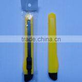 Promotional Mini Size 9mm Blade Utility Knife Cutter With Plastic Grip thumbnail-5