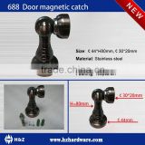 Door magnetic catch