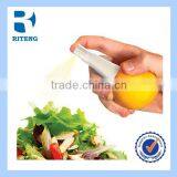 Wholesale Multifunctional Lemon Hand Sprayer / Mini Juicer thumbnail-6