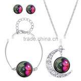 High Retro Sweater Chain Pendant Yin Yang Pattern Glass Cabochon Necklace thumbnail-3