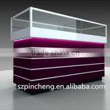 Mobile Phone Store Interior Design With Small Acrylic Case thumbnail-2