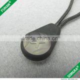 China Supplier Sportswear Silicon Rubber Zipper Pullers Wholesale thumbnail-5