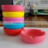 Novelty Gadgets Silicone Ashtray Eco-friendly Heat-Resistant Cigarette Ashtray Portable Ashtrays thumbnail-1