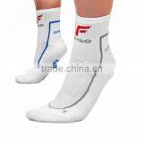 Mens/Womens Athletic Crew Socks, No Stinky Feet thumbnail-1