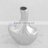Decorative Elegant Beautiful Home Decor Aluminium Vase thumbnail-1