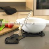 Wholesale food grade silicone trivet mat with spoon rest silicone pot mat