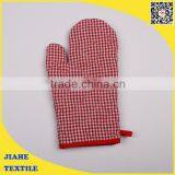 Good Quality Custom Printed BBQ Glove for Sale thumbnail-3