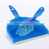 High Quality Dustpan and Brush Set thumbnail-1
