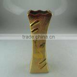Beautiul Golden Porcelain Type Vase With Flower Design thumbnail-1
