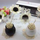 Most Promotional Cheap Ceramic Reed Diffuser Sets With Rattan Balls Sola Flower