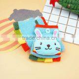 TC13013 Knitted Cute Animal Pattern Cheap Winter Warm Baby Gloves Wholesale thumbnail-2