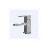 AISI 304 SS Single Lever Bathroom Basin Faucets With Brushed Nickel Finish