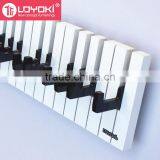 2016 New Design Home Wall Decoration Piano Wall Mount Hook Multifunction Clothes Coat Rack and Key Holder Wall Hook thumbnail-5