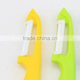 Plastic Handle Ceramic Blade Vegetable And Fruit Peeler thumbnail-2