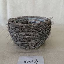 White Painted Grass Basket thumbnail-3