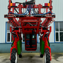Huaxi1500Qself-propelled Boom Sprayer Corn Sprayer thumbnail-4