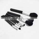 China Hot Professional Rainbow Color Cosmetics Makeup Brush Set thumbnail-2
