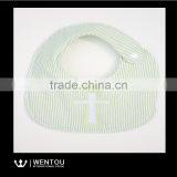 New Arrival Embroidered Seersucker Disposable Baby Bib thumbnail-4