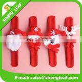 Wholesale Plush Slap Bandled X-mas Slap Bracelet Fashion Party Christmas Bracelet Kids Hot Sale Christmas Bracelet thumbnail-3