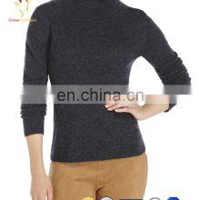 Женские вязаные свитеры с воротником-трусиком однотонные, стройного кроя с рибкой thumbnail-4