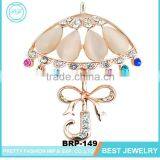 Felidae Stone Rhinestone Umbrella Shape Brooch