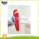 Multi-function Lips Creative Lovely Toothpaste Squeezer thumbnail-4