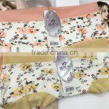 OEM Customized Elegant Floral Pattern Underwear thumbnail-3