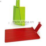 Plastic Fold Cutting Board thumbnail-1
