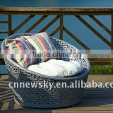 fahion round lounger bed
