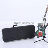 New Product Toy Injection Plastic Guitar Figurines for Collection