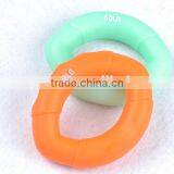 Yiwu Wholesale Professional High Quality Grip Strength Recovery Olive Shape Eco-friendly Silicone Massage Hand Grip Ring thumbnail-6
