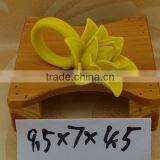 Decorative Flower Ceramic Napkin Ring thumbnail-1