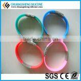 Engravable Stainless Steel Metal Plate Kids Cool Silicone Bracelets thumbnail-3