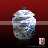 Chinese style blue and white porcelain stash jar for home food storage