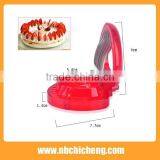 Plastic Strawberry Slicer thumbnail-4
